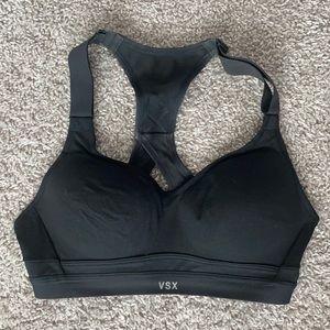 Victoria’s Secret Sports Bra 32B